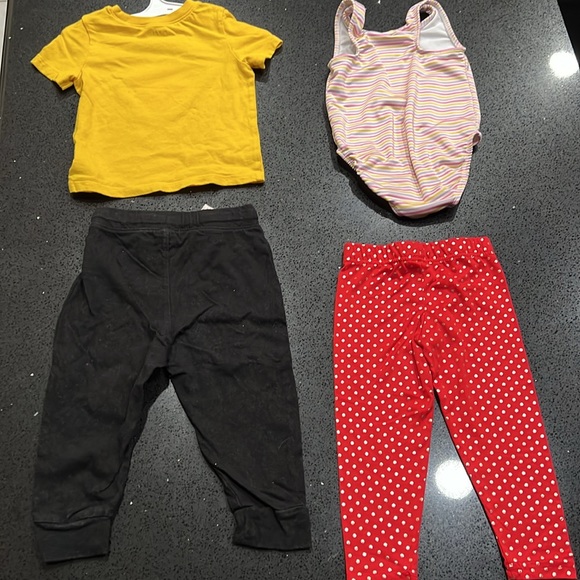 Bundle of Sweatpants, t-shirt, bathing suit and red legging with gold polka dots - Picture 6 of 6